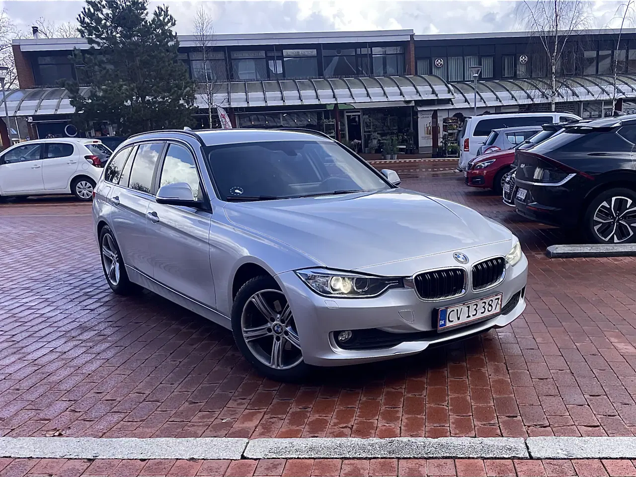 Billede 5 - BMW 320d med automatgear 