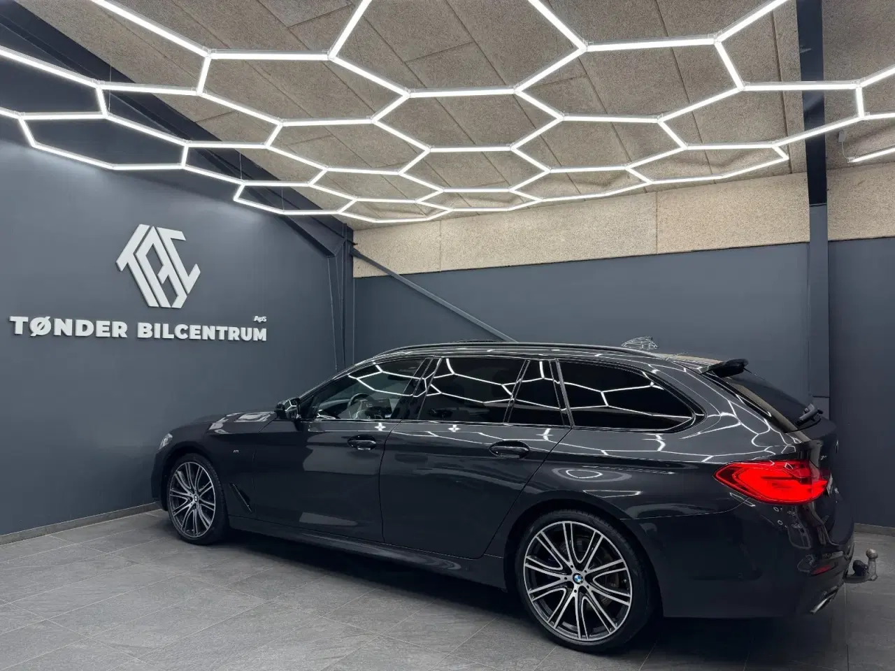 Billede 4 - BMW 530d 3,0 Touring M-Sport xDrive aut.