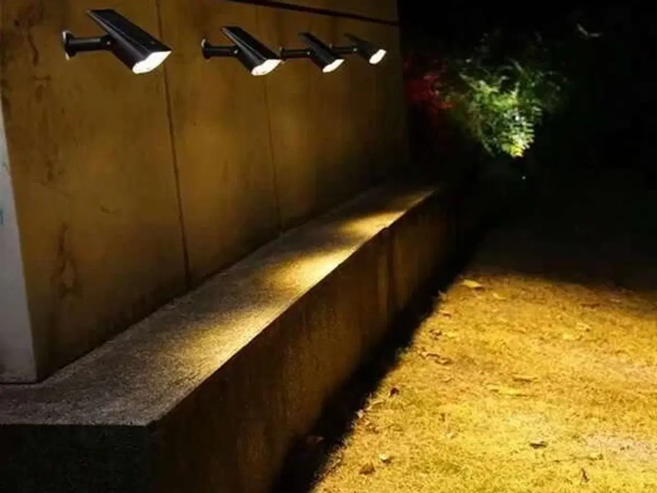 Billede 4 - 6 stk. LED-spotlight soldrevet, 7-LED IP65