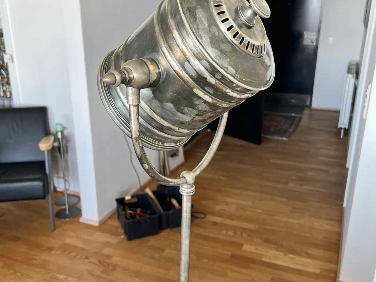 Billede 3 - Projektørlampe med industrielt look