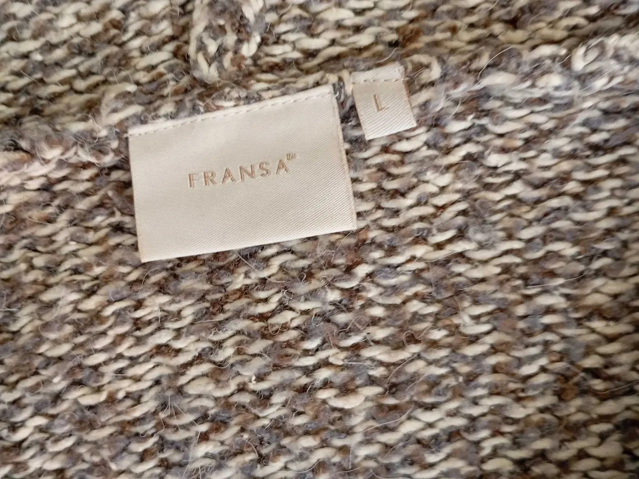 Billede 10 - Hættetrøje i strik. Str. L