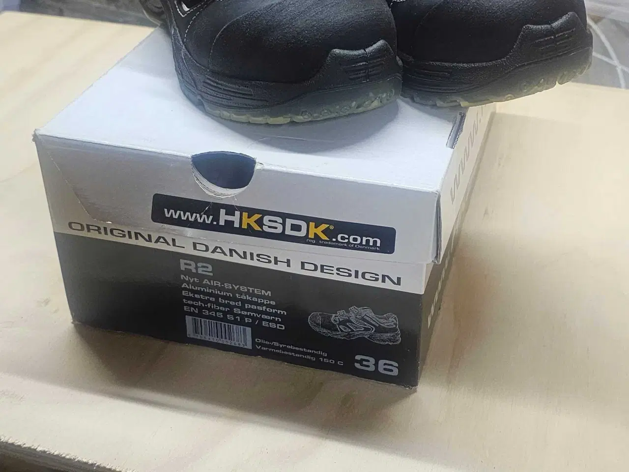 Billede 1 - Sikkerhedssko / sandal