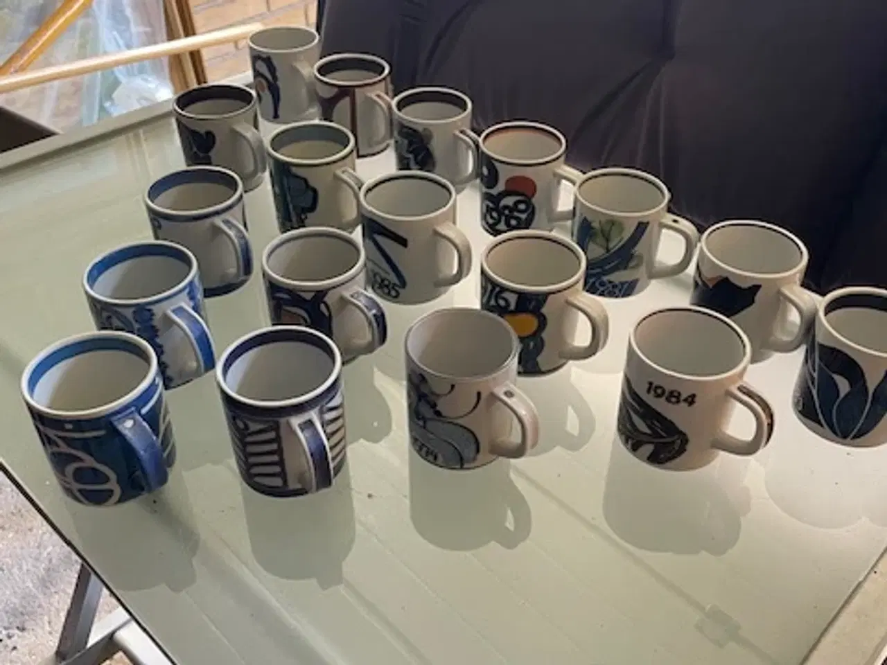 Billede 3 - Årskrus Royal Copenhagen 18 stk. 1968- 1985