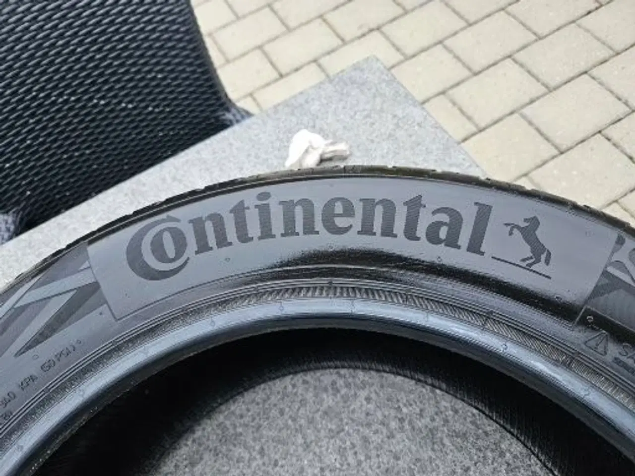 Billede 3 - Sommerdæk  Continental MO 235/55 R18