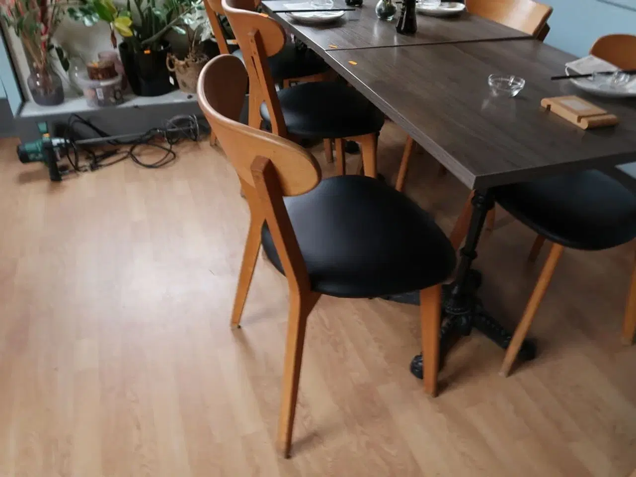 Billede 3 - 3 stk. borde med 6 stk. stole