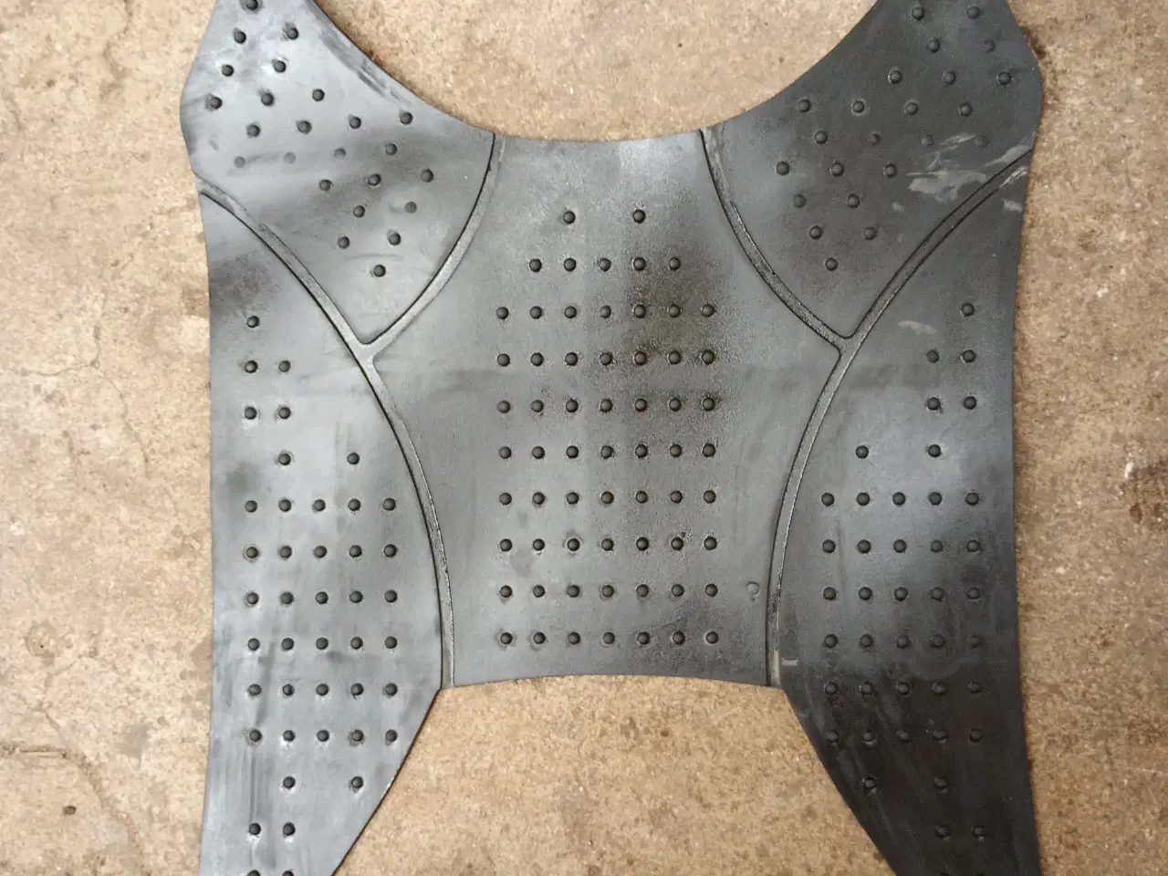 Billede 1 - Måtte til trinbræt på pgo 