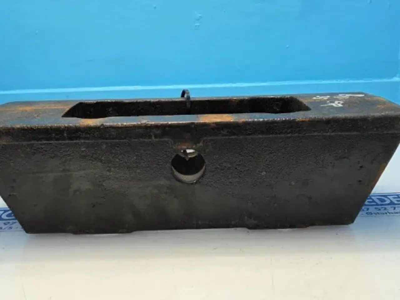 Billede 3 - New Holland Boomer 35 Vægt MT40006715