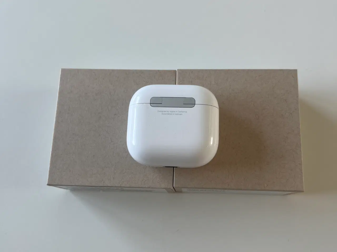Billede 2 - Apple AirPods 4 med Active Noise Cancellation