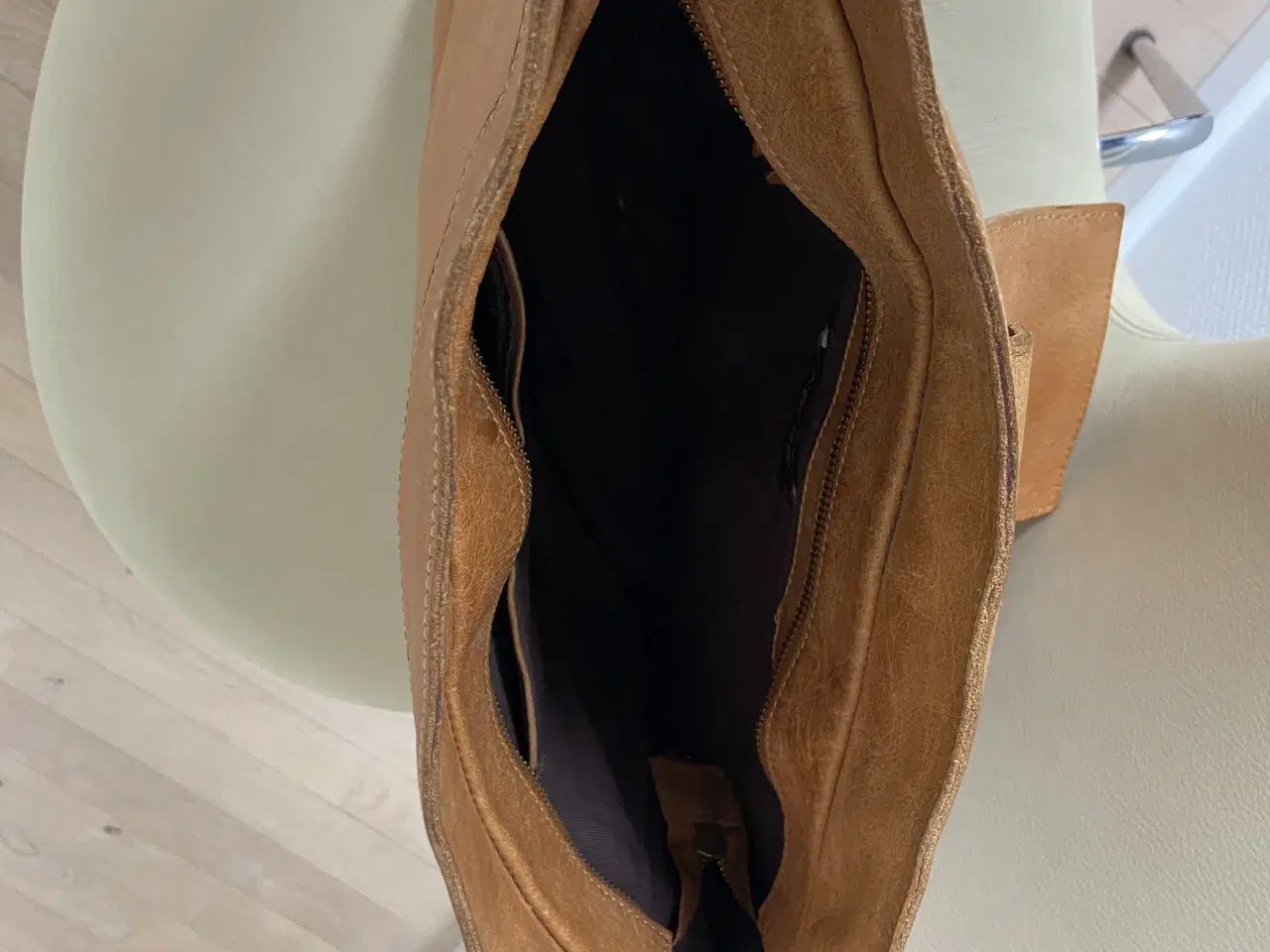 Billede 3 - Kernelæder taske