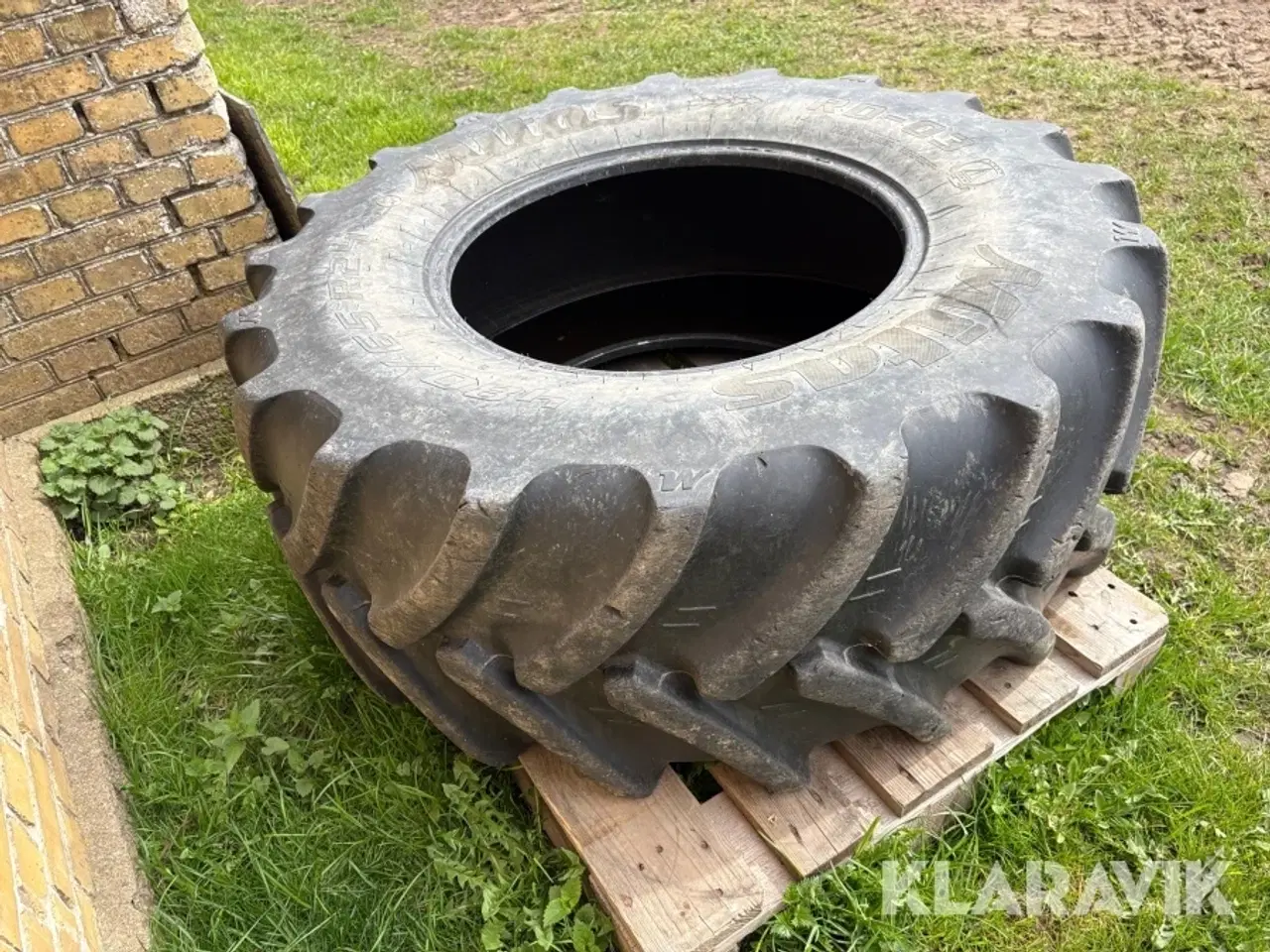 Billede 3 - Traktordæk Mitas 480/65 R24