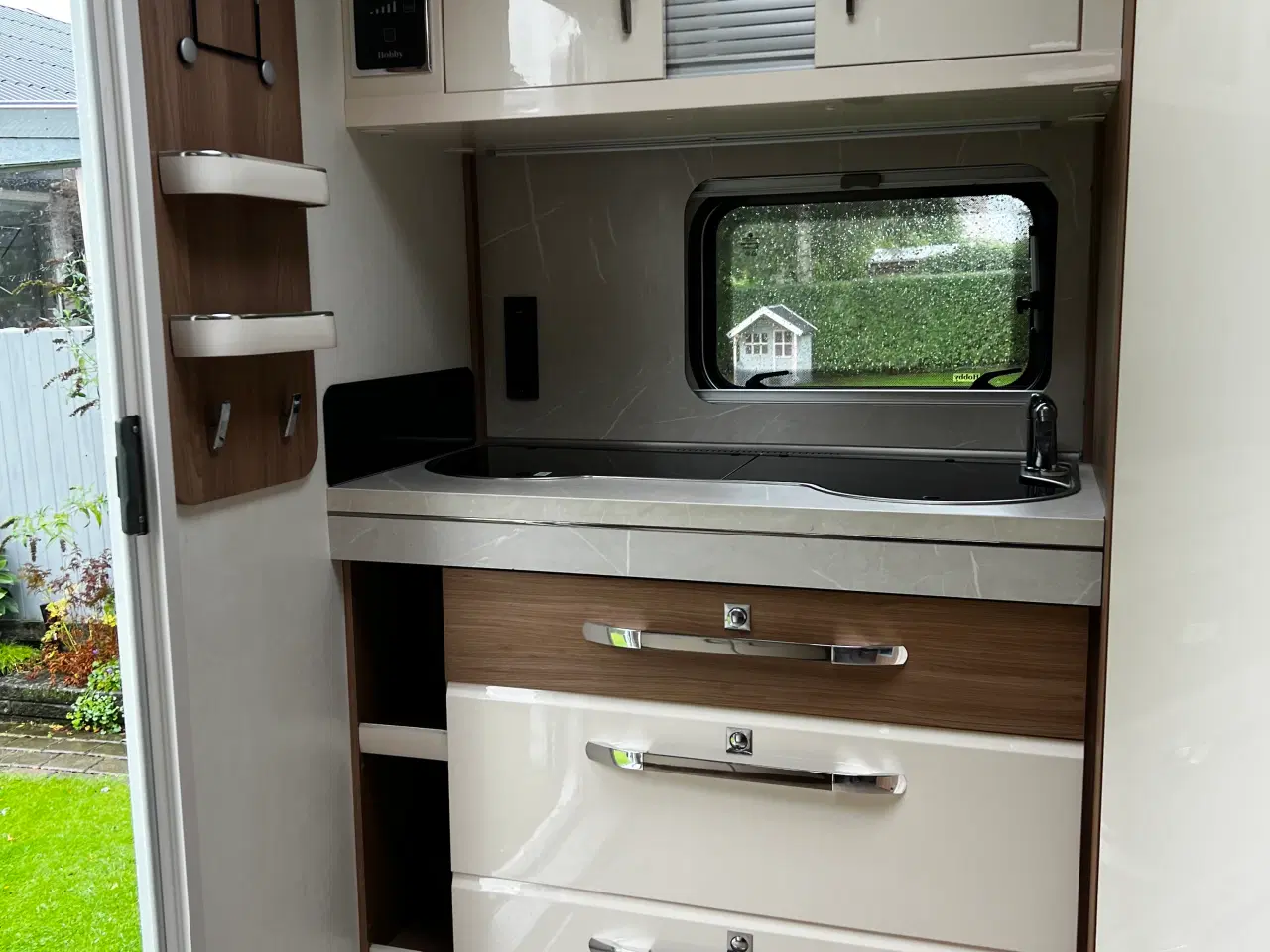 Billede 5 - Dejlig vogn med masser af opbevaringsplads