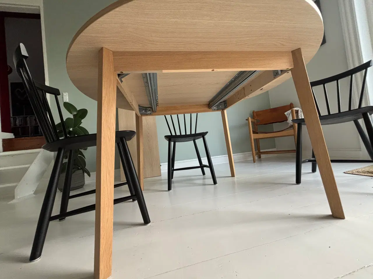 Billede 2 - Rundt spisebord 130 cm