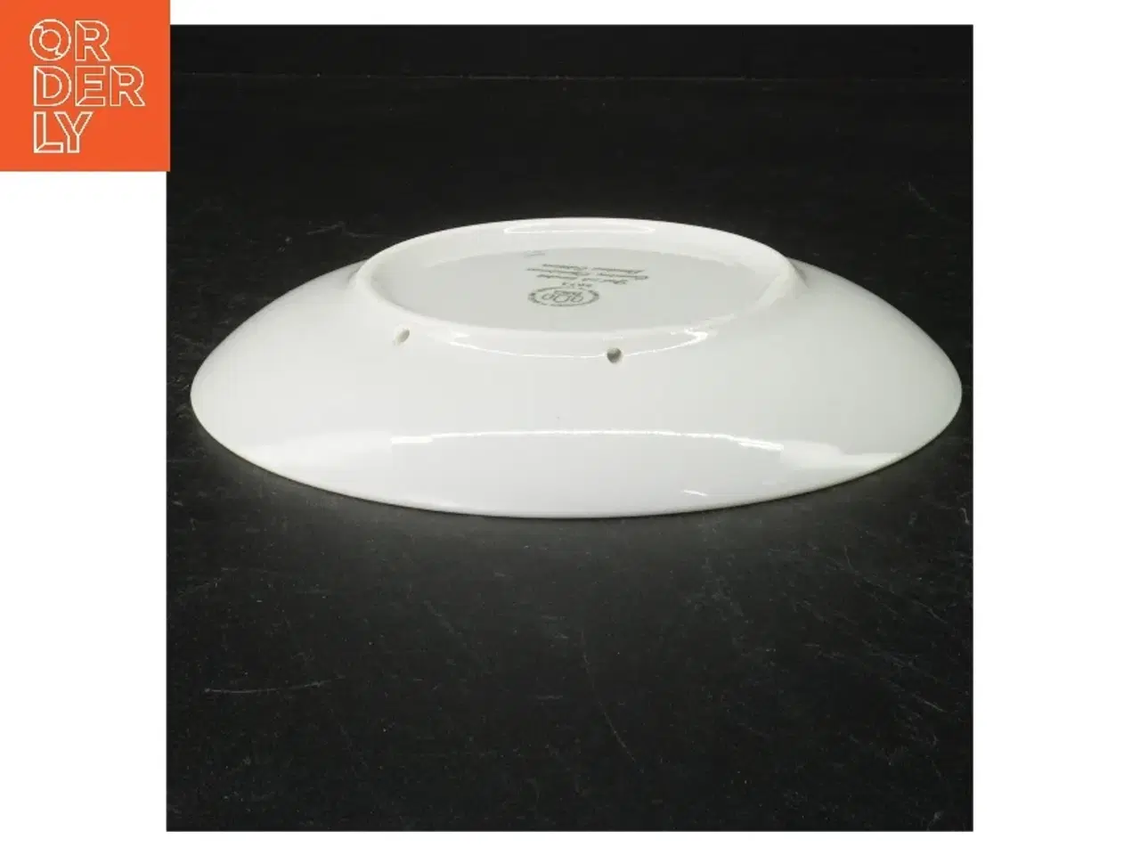 Billede 2 - Juleplatte royal copenhagen  fra 1973