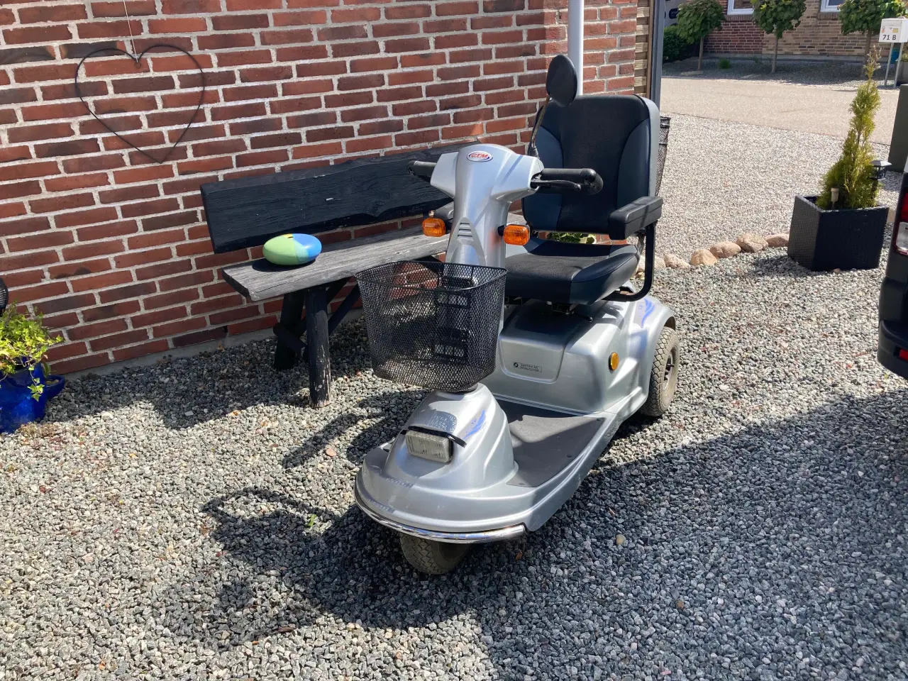 Billede 1 - 3-hjulet scooter Apollo 850