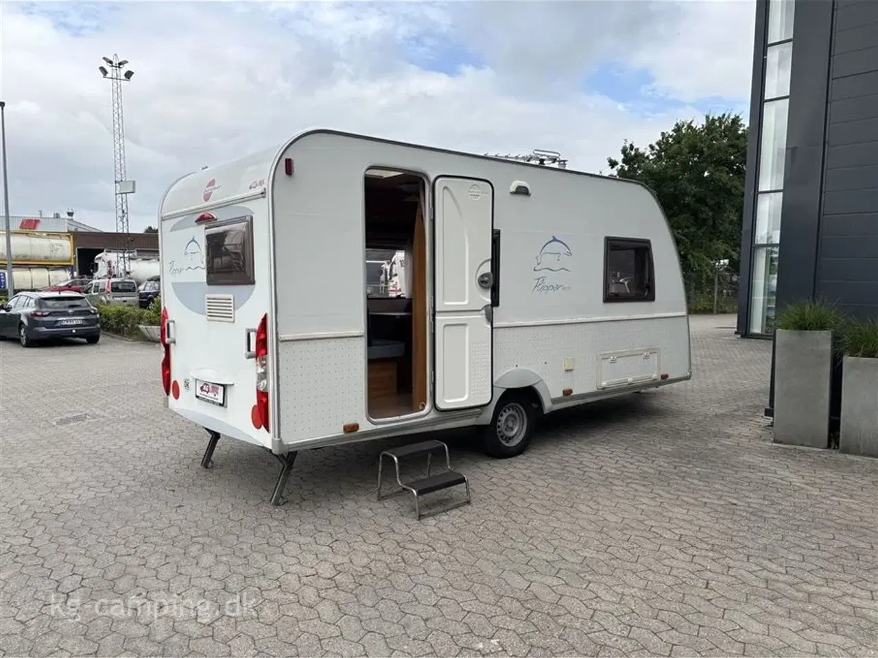 Billede 3 - 2006 - Bürstner Flipper 400   Let rejsevogn med dobbeltseng. Sælges synet og gastestet, klar til nye ejere.