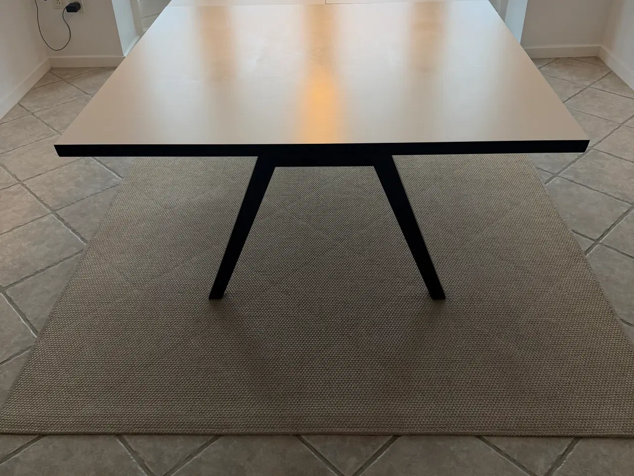 Billede 2 - Skovby spisebord med udtræk