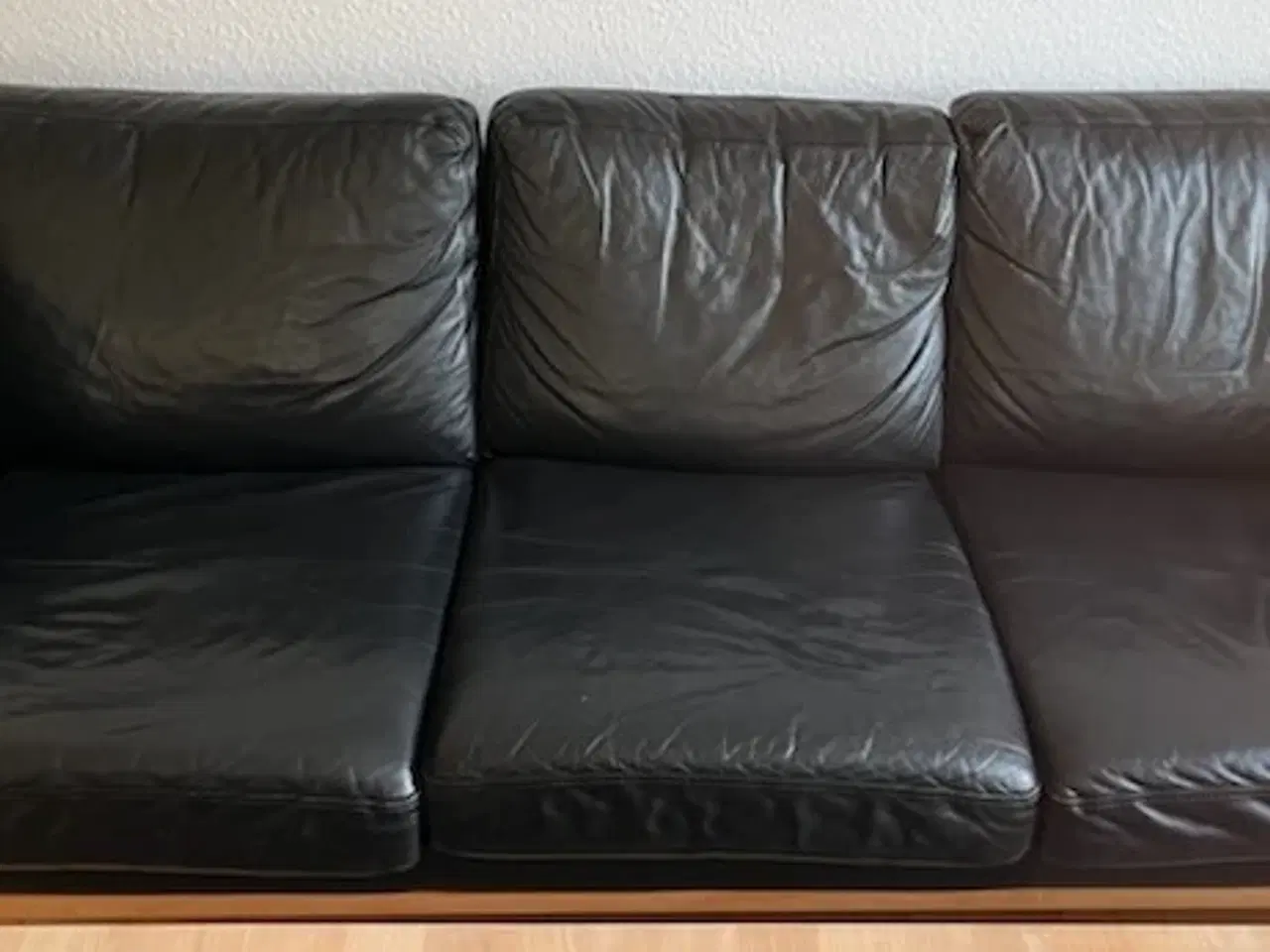 Billede 5 - Lædersofa sæbebehandlet bøg BYD