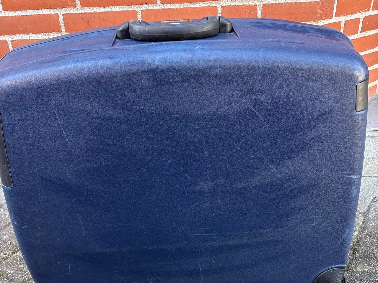 Billede 2 - Delsey hardcase kuffert sælges