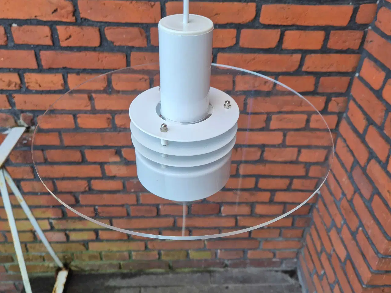 Billede 17 - Svævende 80'er-pendel med gennemsigtig skærm