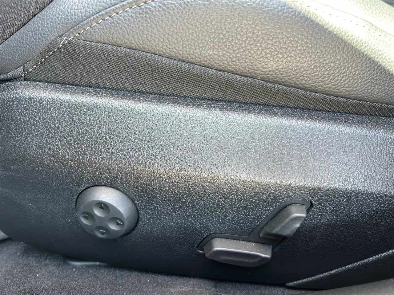 Billede 9 - Mercedes C300 e 2,0 Avantgarde stc. aut.