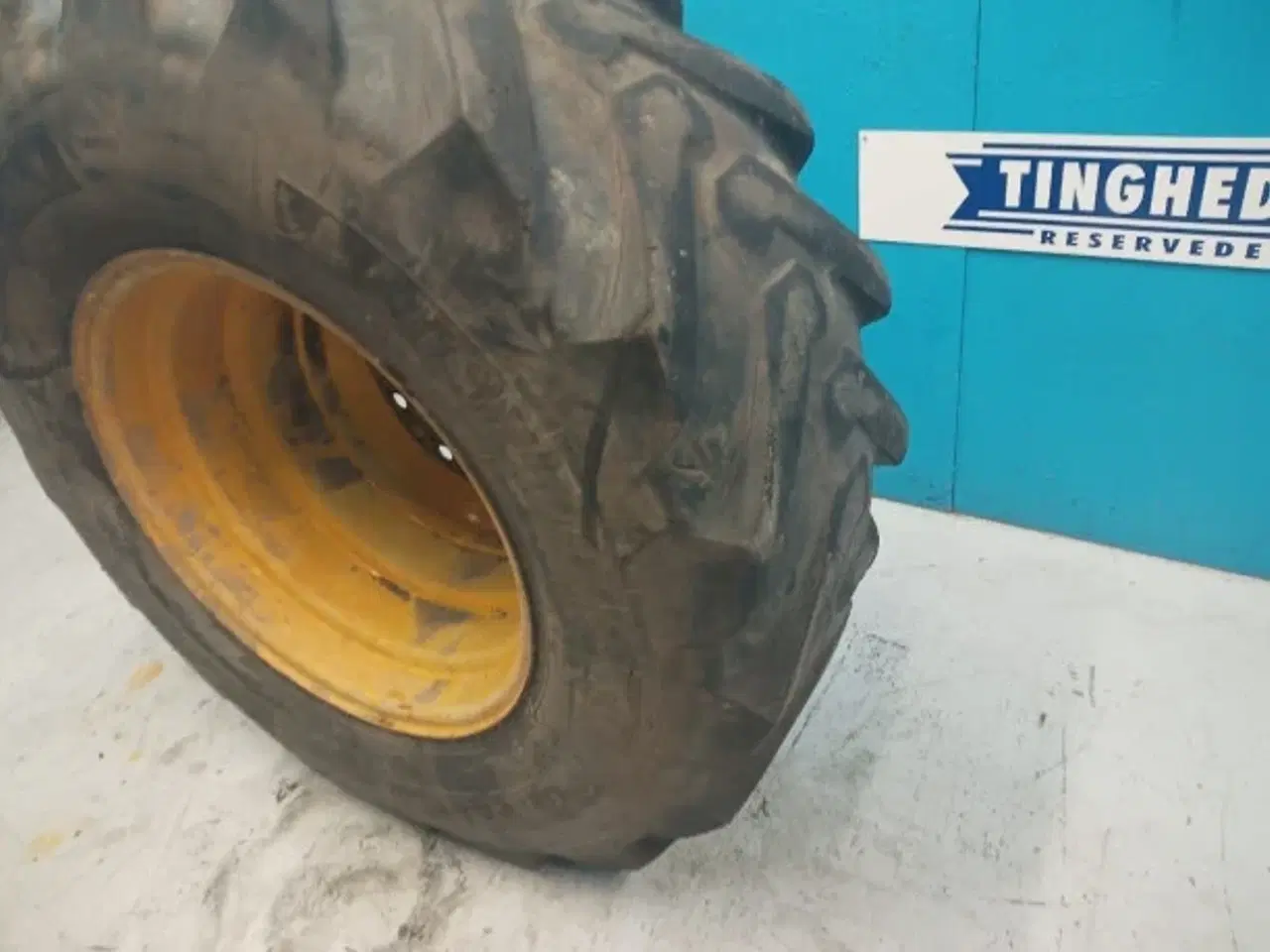 Billede 2 - 24"   440/80-24