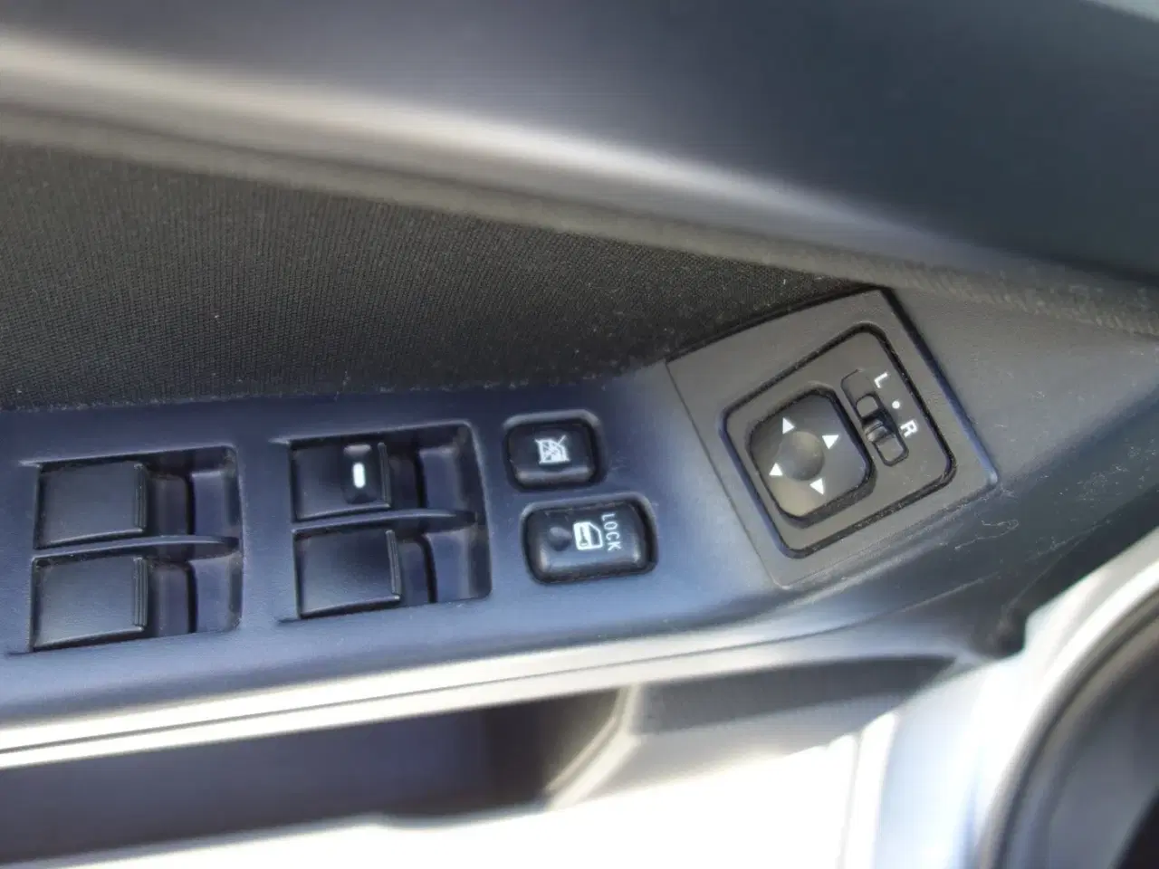Billede 5 - Mitsubishi Lancer 1,6 Invite SportBack