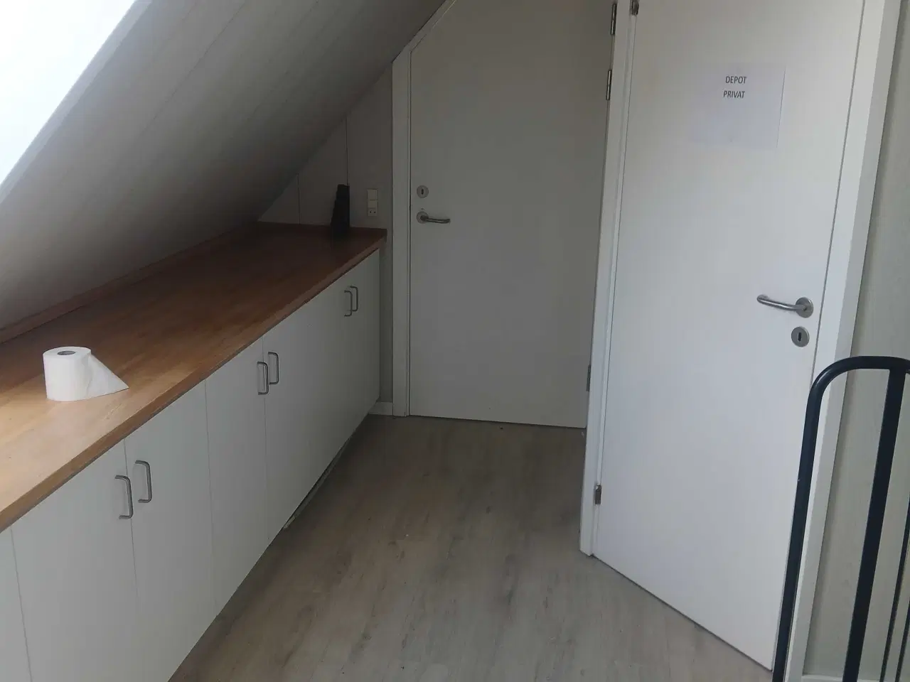 Billede 4 - Sal, behandling, work shop