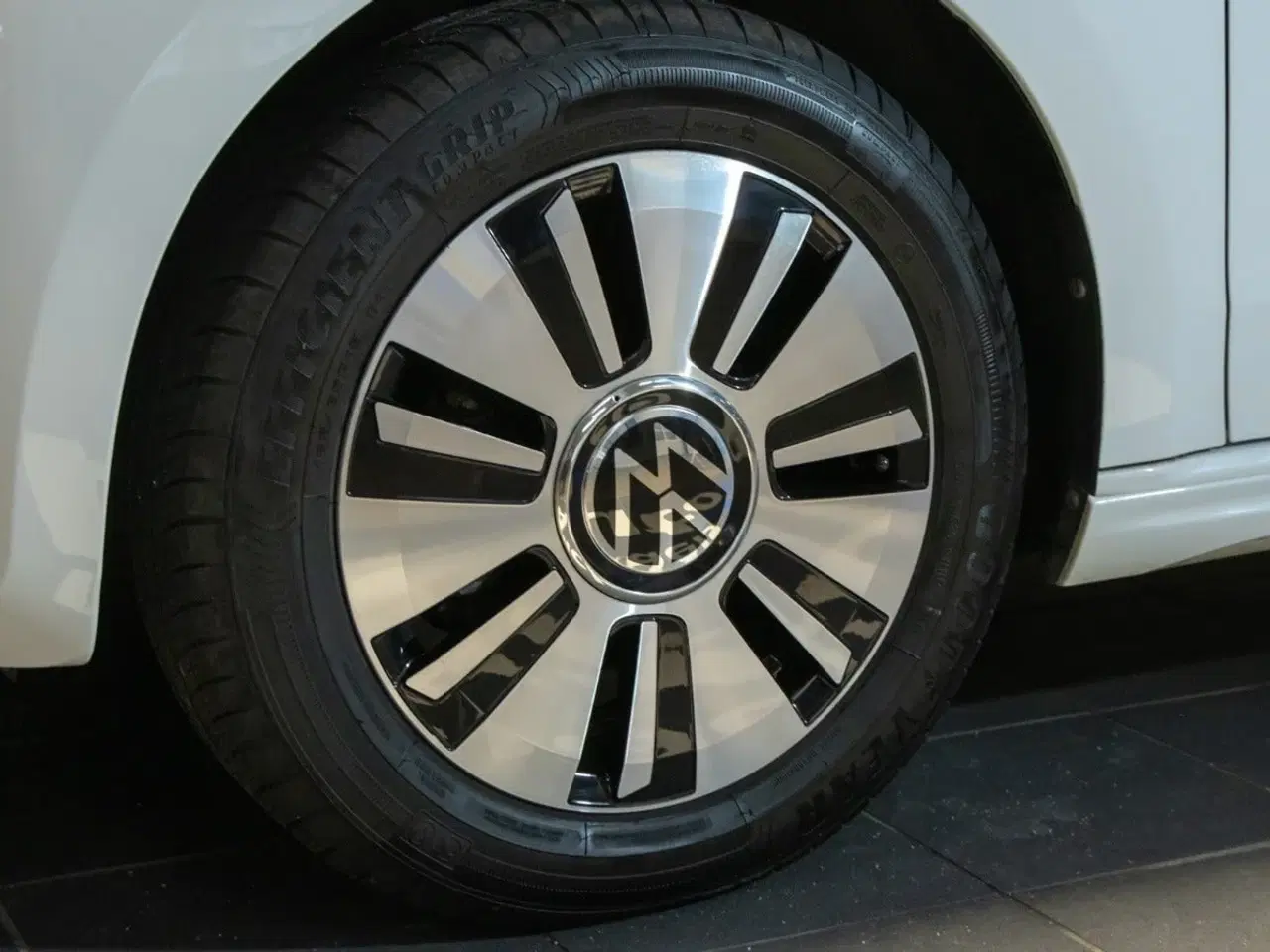 Billede 10 - VW e-Up!  Active
