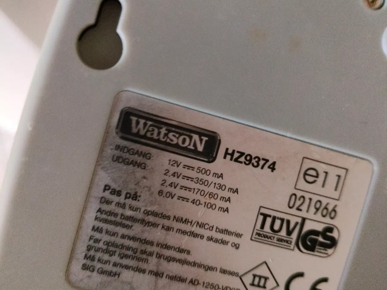 Billede 3 - Oplader til 3 forskellige typer 