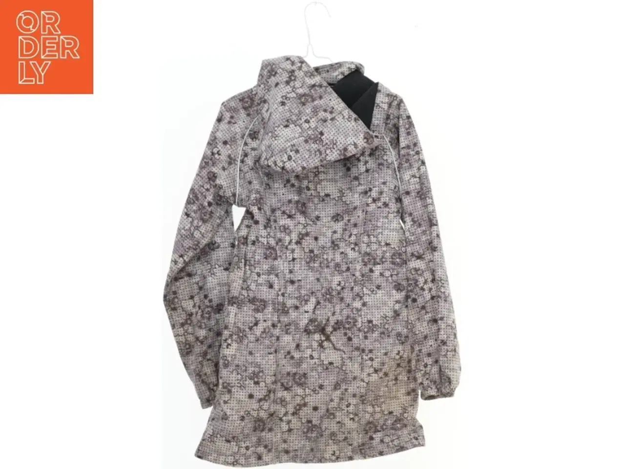 Billede 2 - Camouflage jakke med hætte fra Playtech (str. 140)