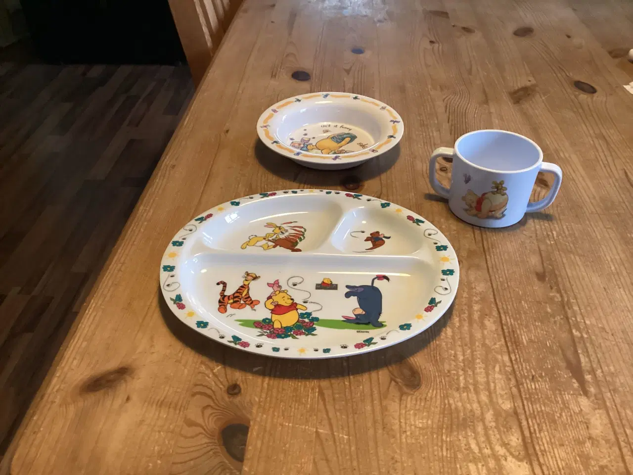 Billede 5 - Børne Service, Peter Plys, Rasmus Klump.