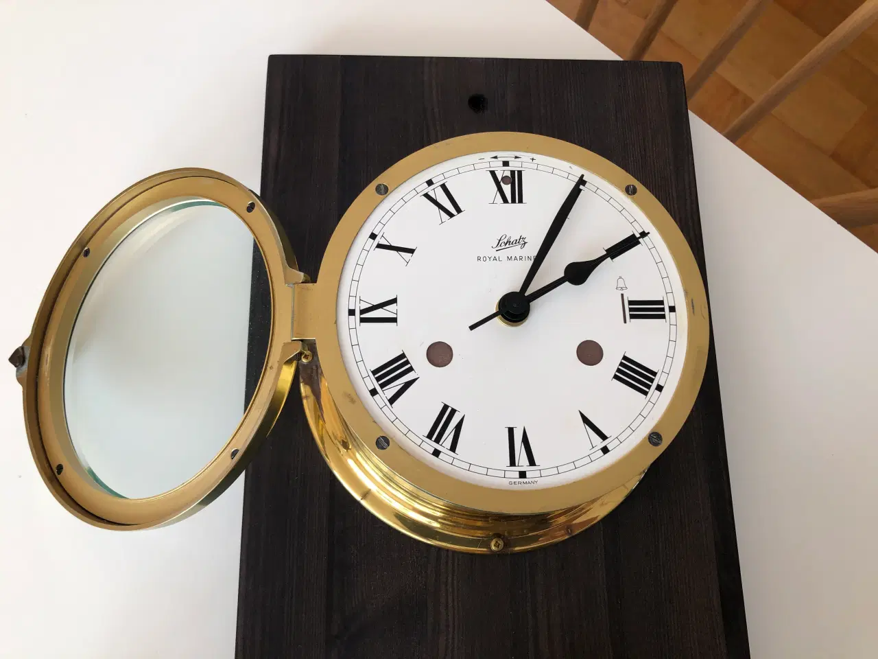 Billede 13 - Schatz skibsur og barometer på bejset plade