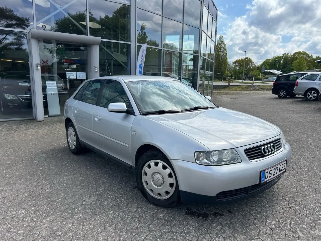 Billede 2 - Audi A3 1,6 Ambiente 102HK 3d Aut.