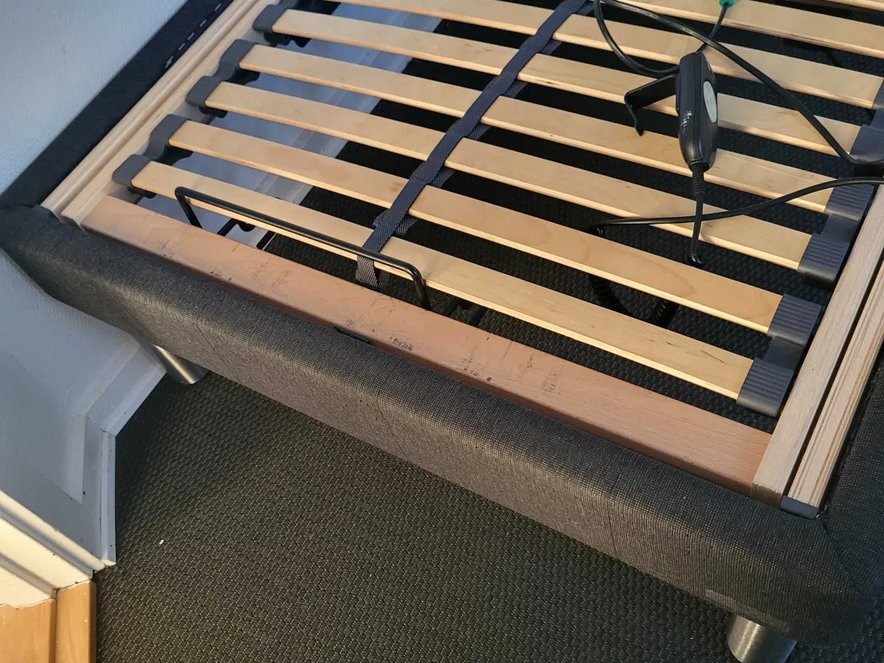 Billede 4 -  Elevationsseng 90x200cm. 