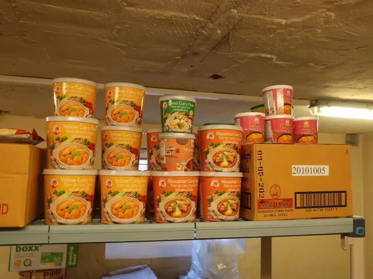 Billede 11 - Diverse madvarer samt poser til take-away