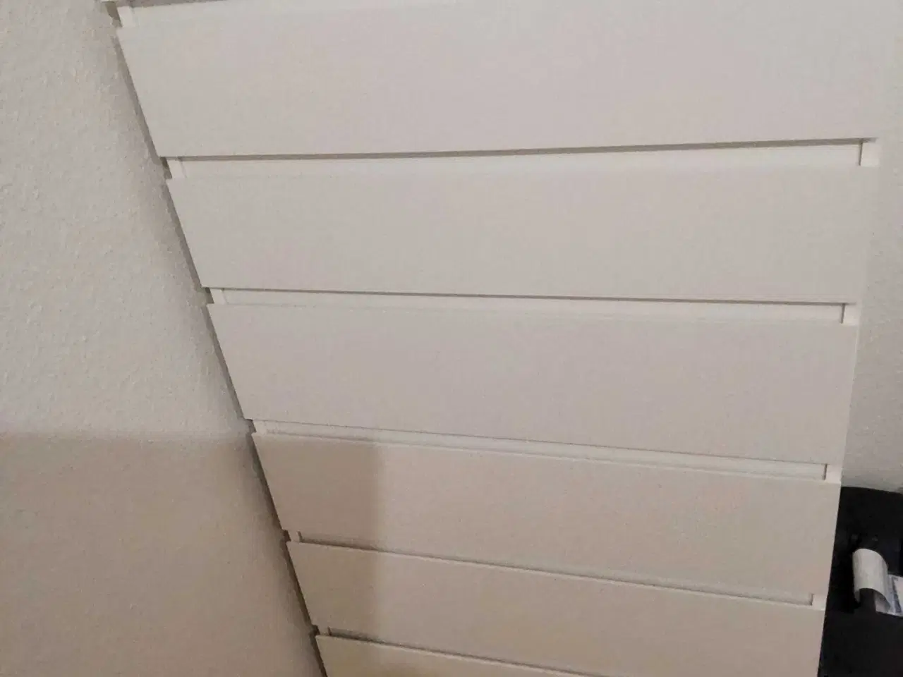 Billede 1 - Kommode 5 månder gammel 