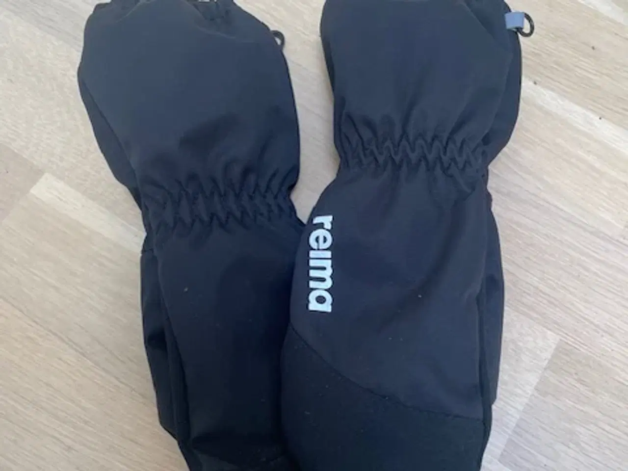 Billede 1 - Vanter Reima