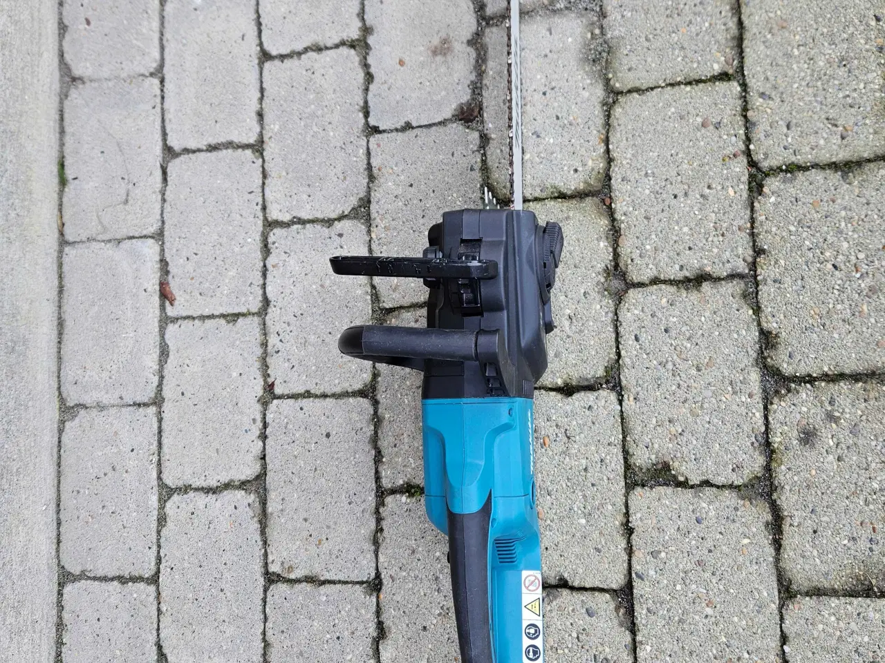 Billede 2 - Kædesav elektrisk(220v) Makita