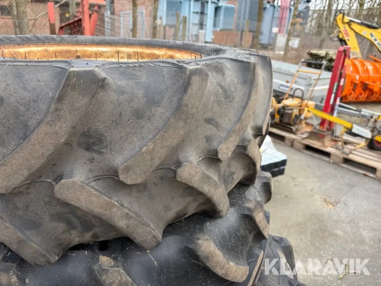 Billede 6 - Hjul New Holland 4040 300/70R20 - 380/70R28 4 styk