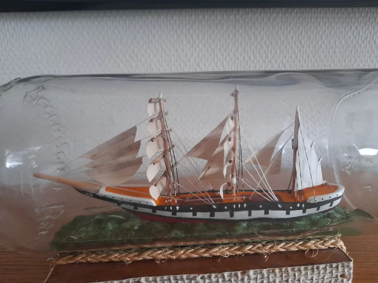 Billede 2 - Flaskeskib 29 cm.