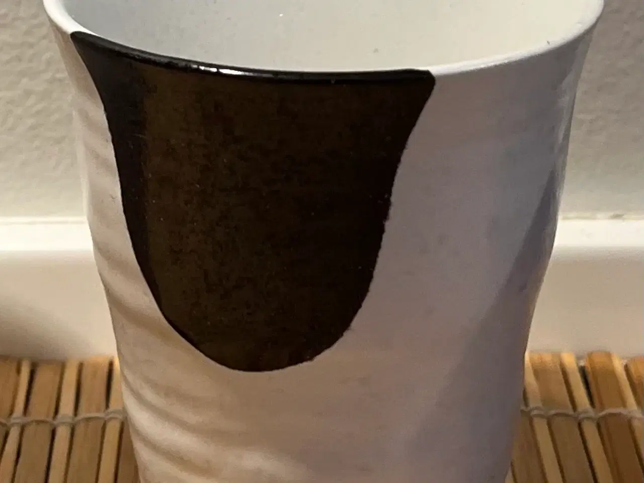 Billede 7 - Et sæt unikke keramikkrus i sort-hvid - 3 stk.