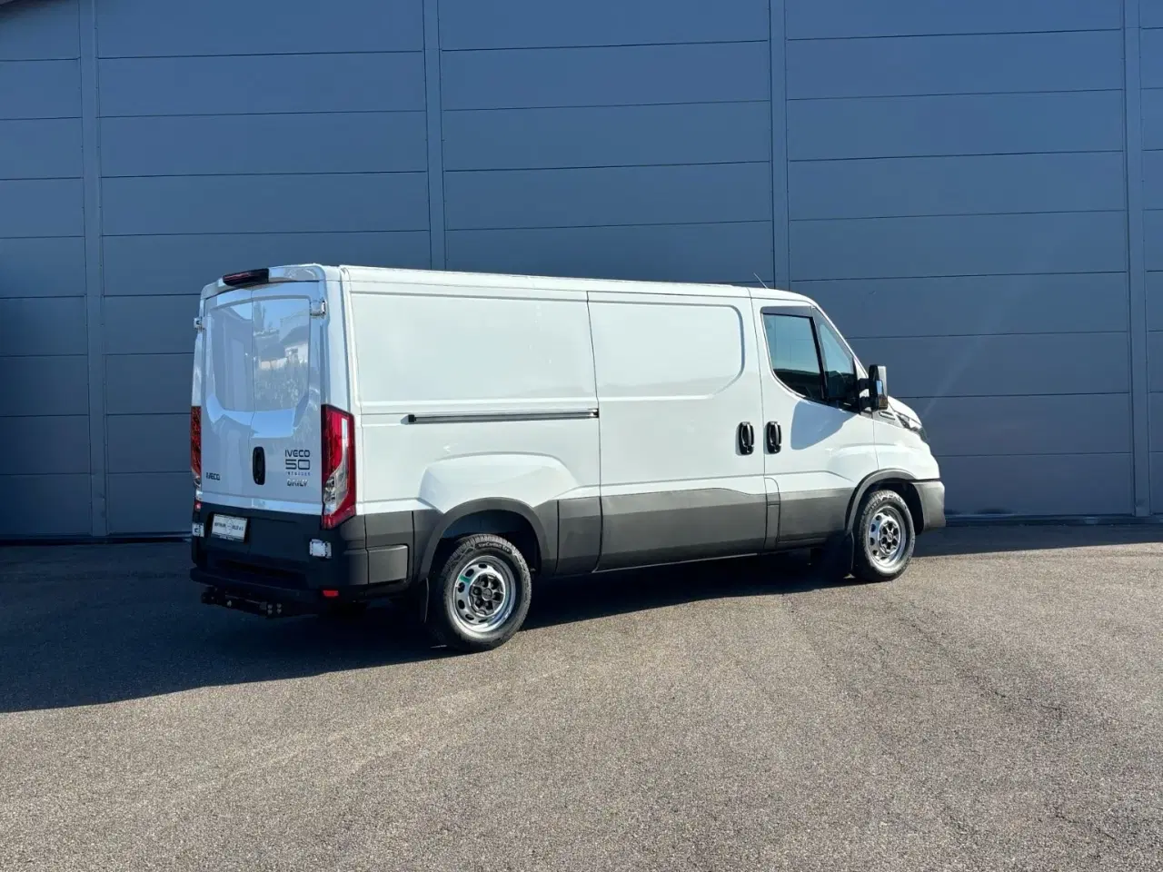 Billede 8 - Iveco Daily 2,3 35S16 9m³ Van AG8