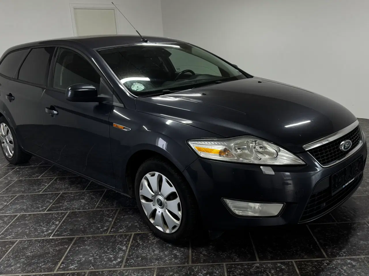 Billede 1 - Velholdt Ford Mondeo