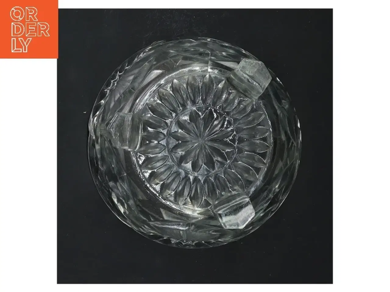 Billede 3 - Glas skål med mønster (str. Ø 12,5 cm)