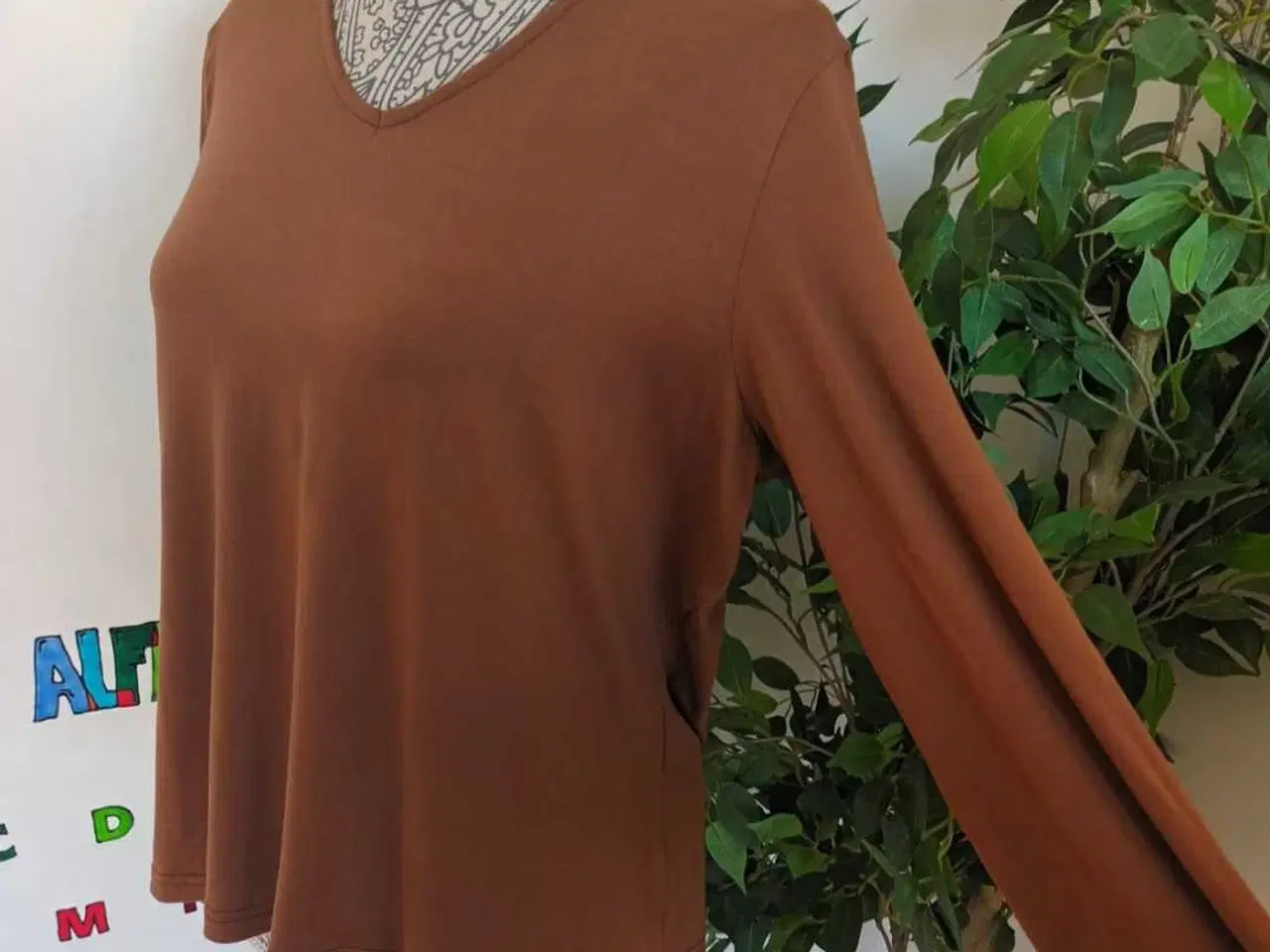 Billede 5 - Top. Vero Moda. XL/42
