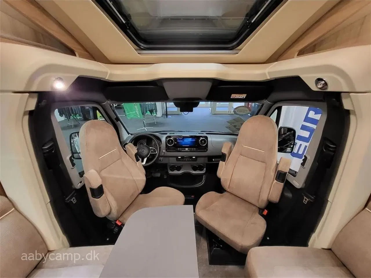 Billede 6 - 2025 - Euramobil Profila T726 EF   Luksus Delintegreret Camper på Mercedes 4500 kg, 170 HK
