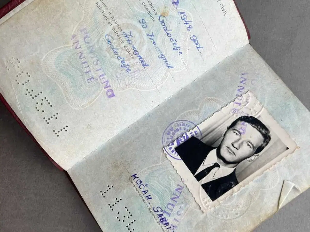 Billede 4 - Østtysk DDR Jugoslavisk Pas