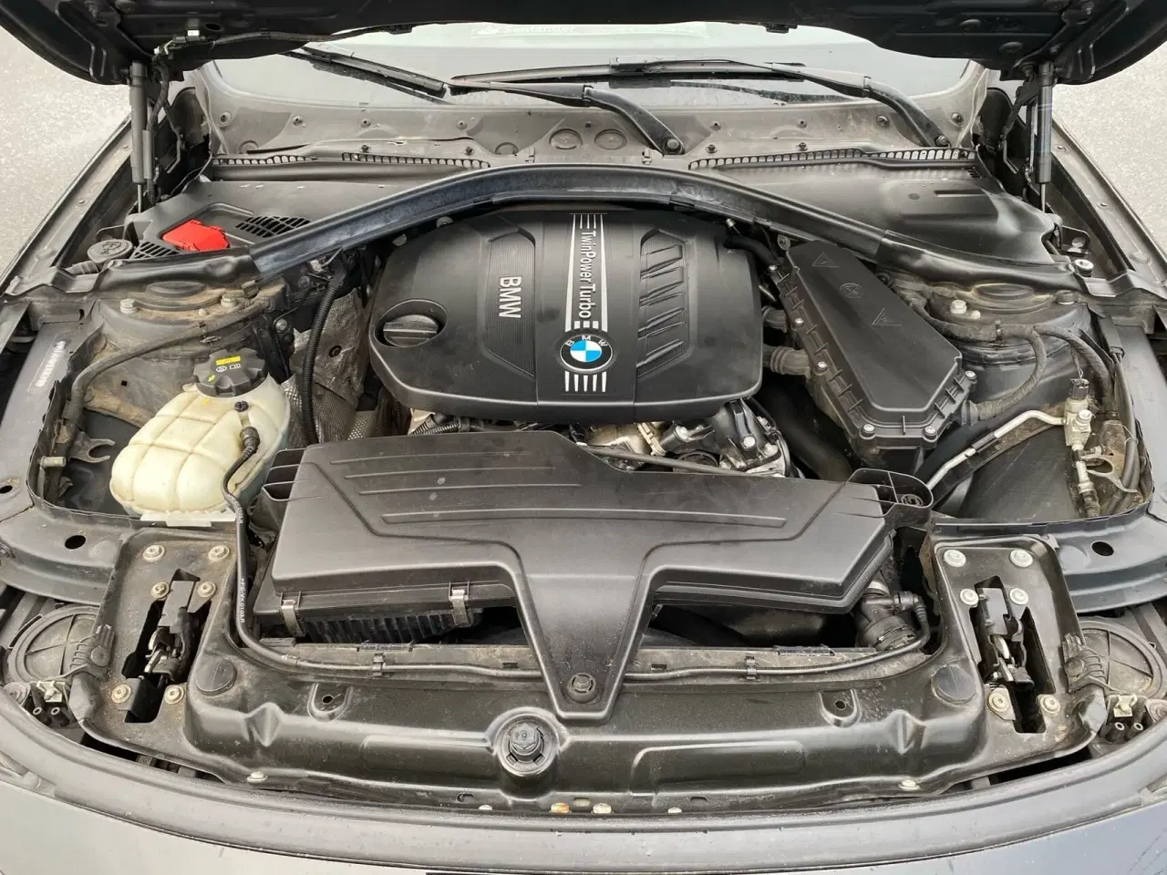 Billede 19 - BMW 318d Touring 2,0 D 143HK Stc 6g