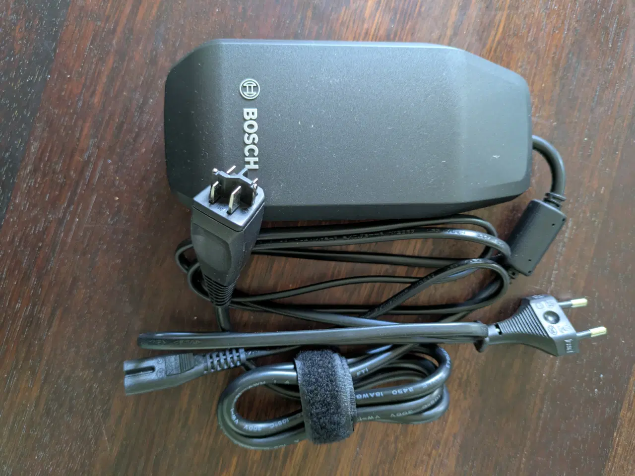 Billede 1 - Bosch 2A charger