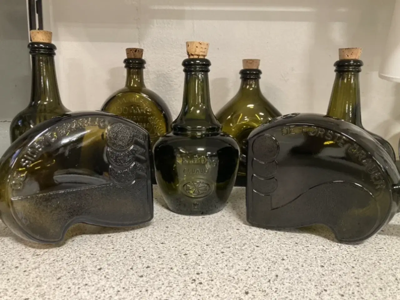 Billede 3 - Akvavit flasker med årstal 